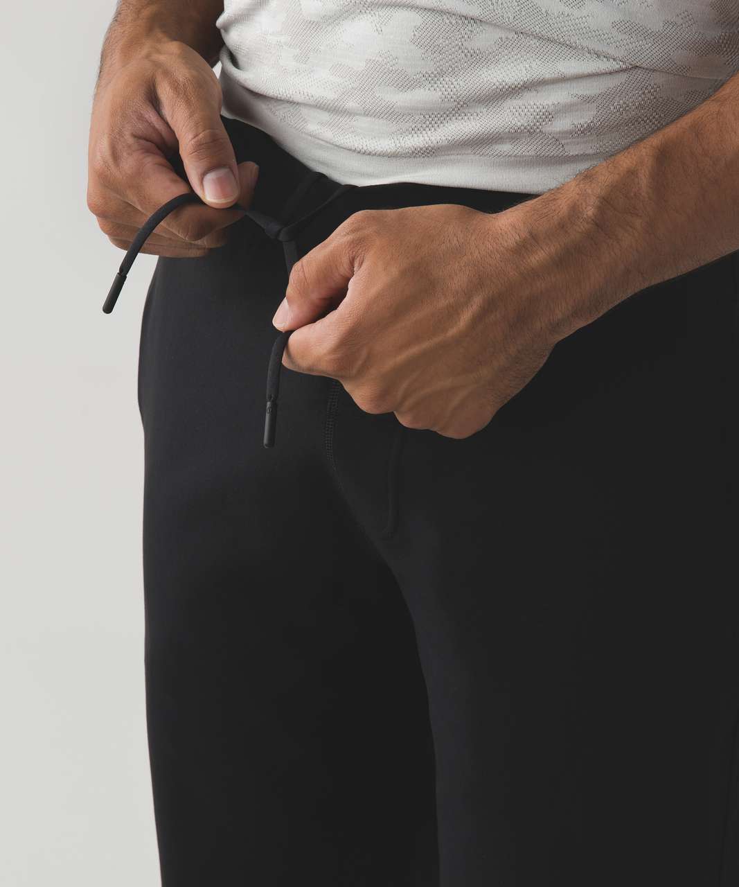 Lululemon Kung Fu Pant 2.0 (Regular) - Black (First Release)