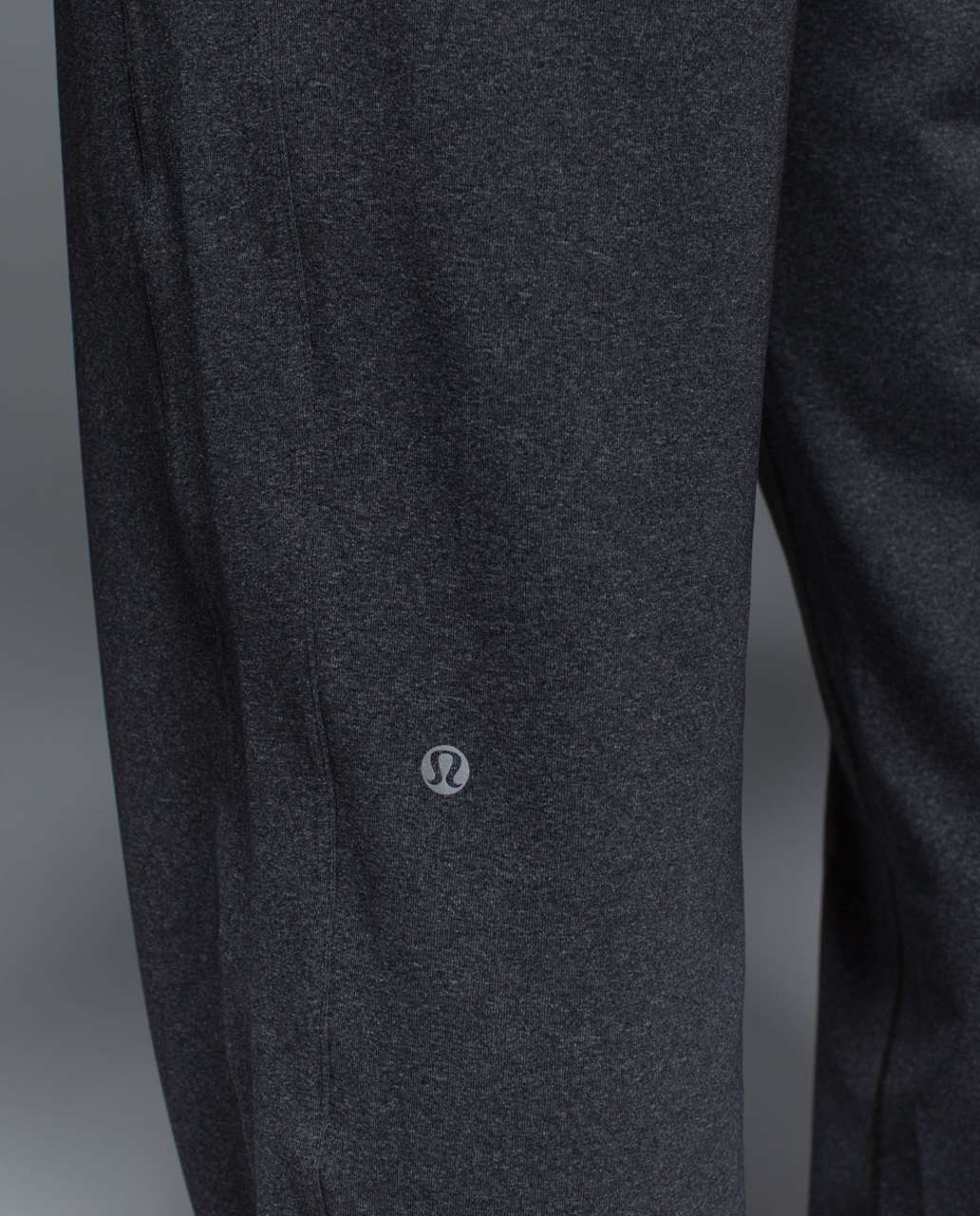 Lululemon Kung Fu Pant 2.0 (Tall) - Heathered Black (First Release)