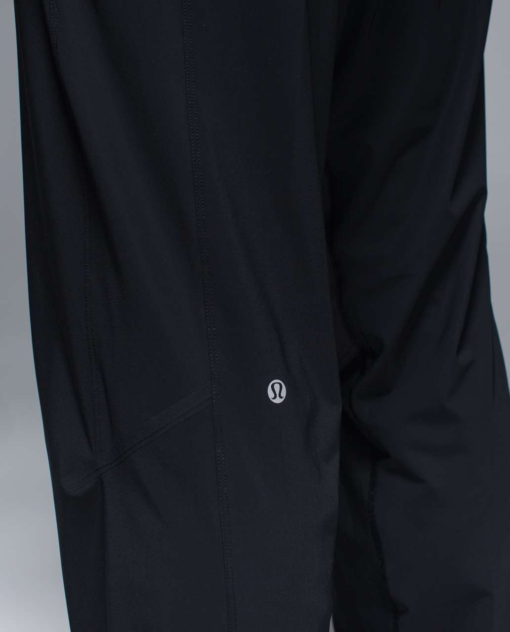 Lululemon Athletica Black Pants CA: 35801 RN: 106259