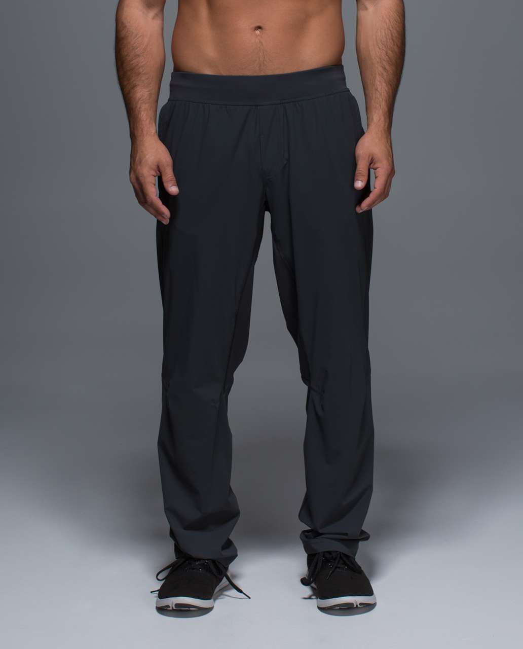 Lululemon Assert Pant - Deep Coal