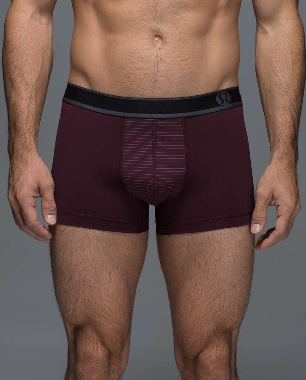 Lululemon Studio Boxer Short - Bordeaux Drama