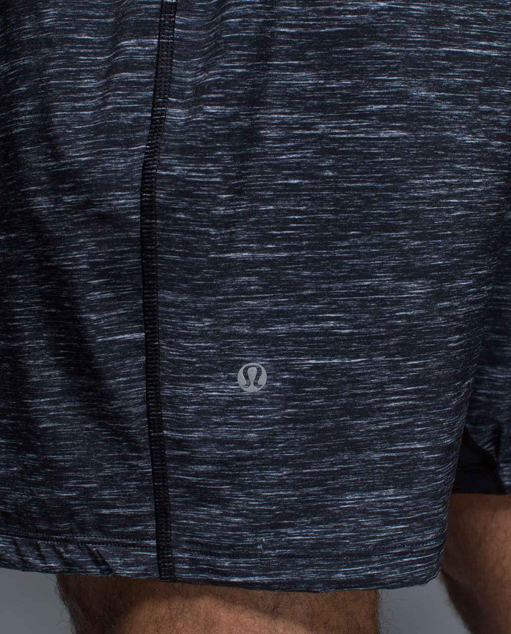 Lululemon On The Mat Short - Needles Texture White Black