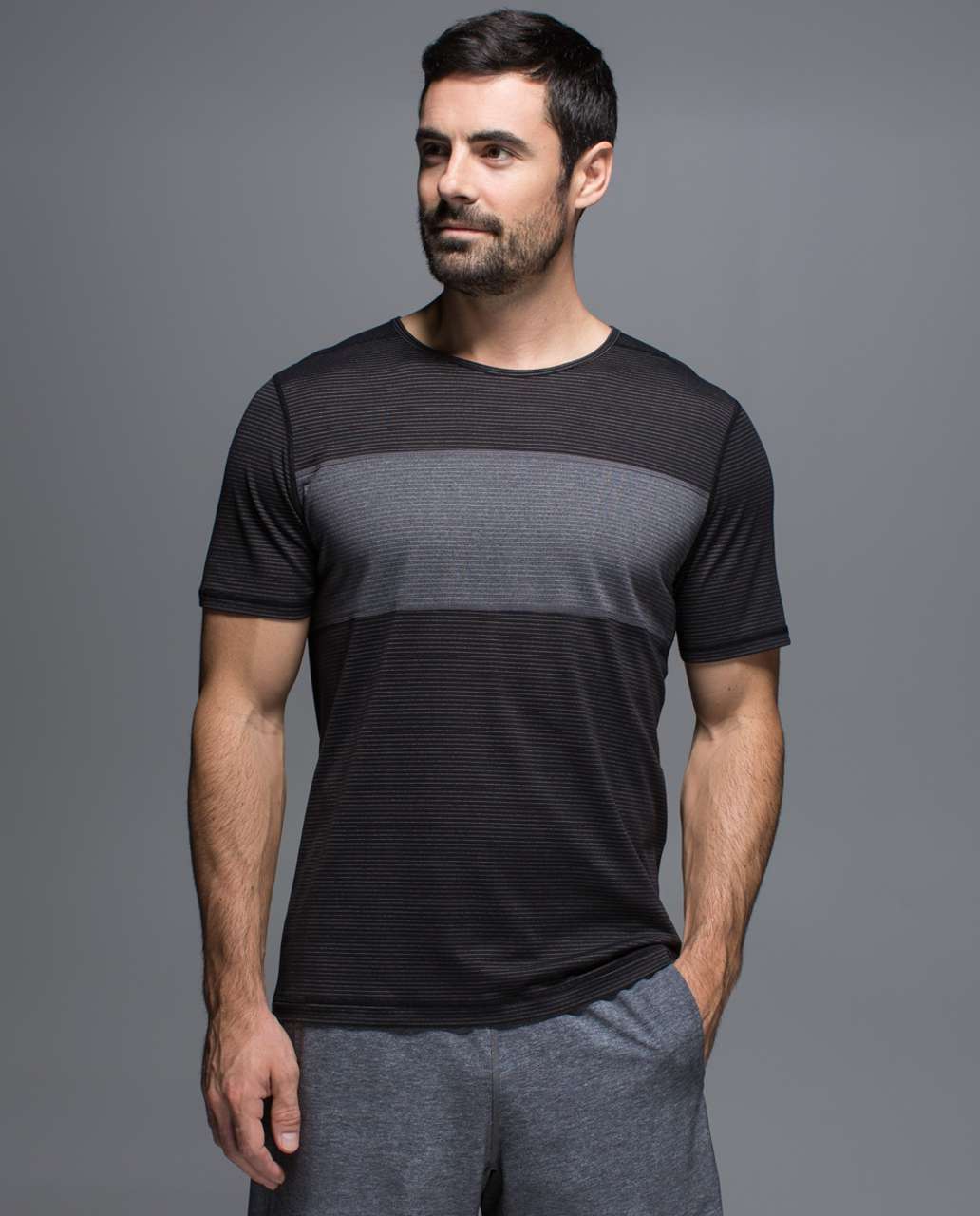 Lululemon Lightweight Mesh Reversible Yoga T-Shirt - Black - lulu fanatics