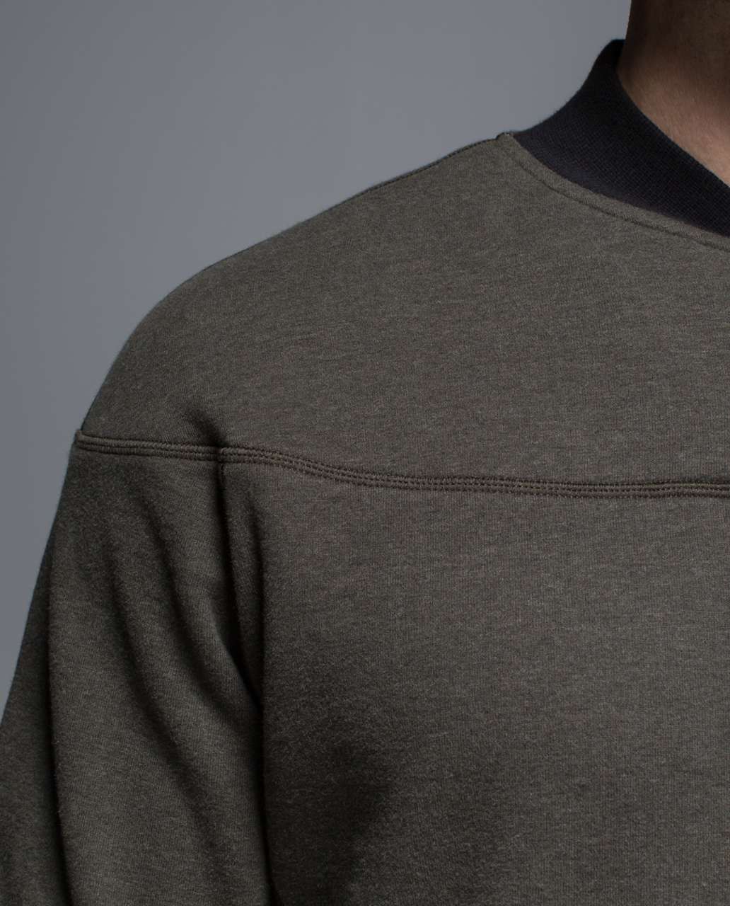 Lululemon Revolve Henley - Heathered Deep Camo / Black