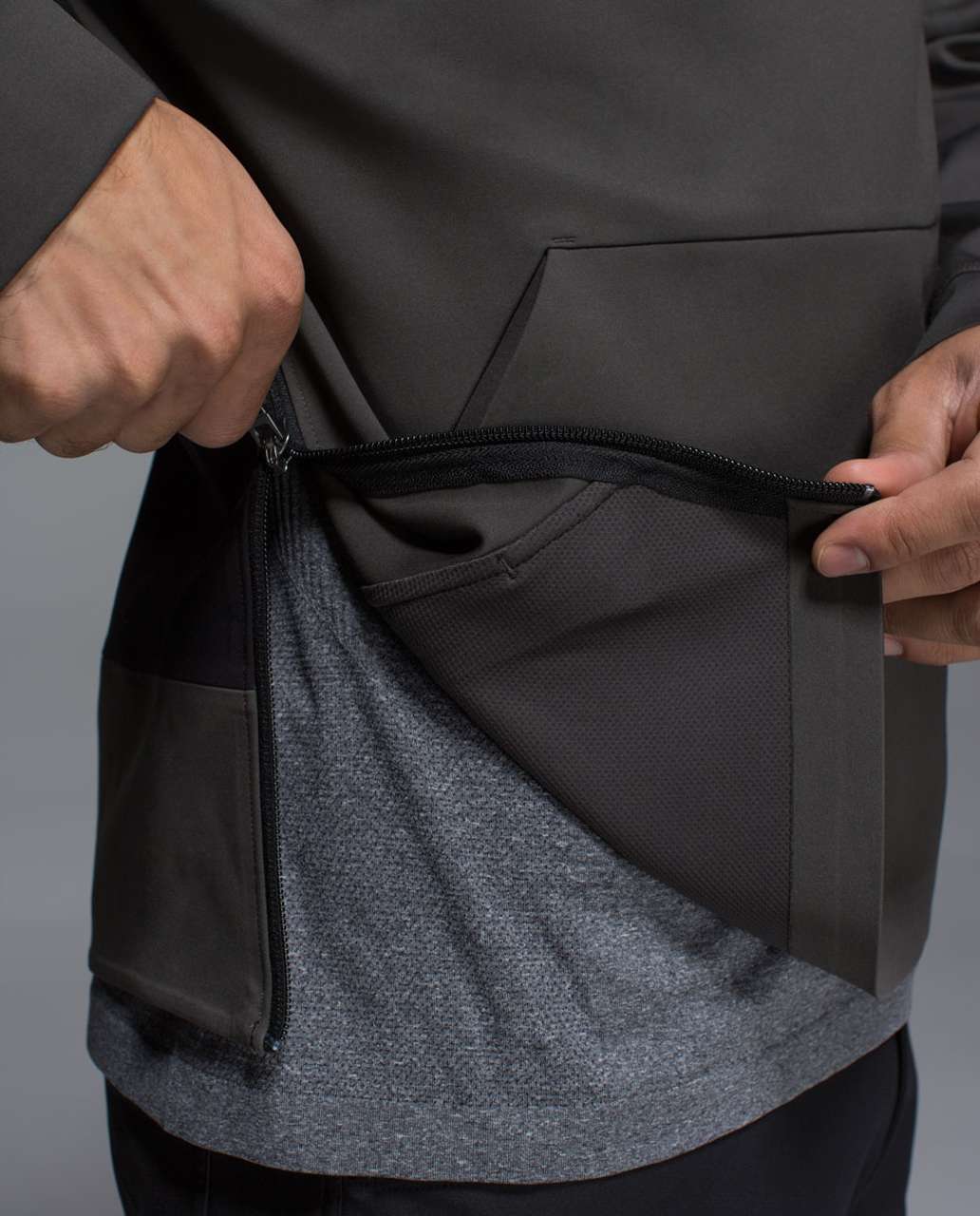 Lululemon Chamber Long Sleeve - Shadow / Black