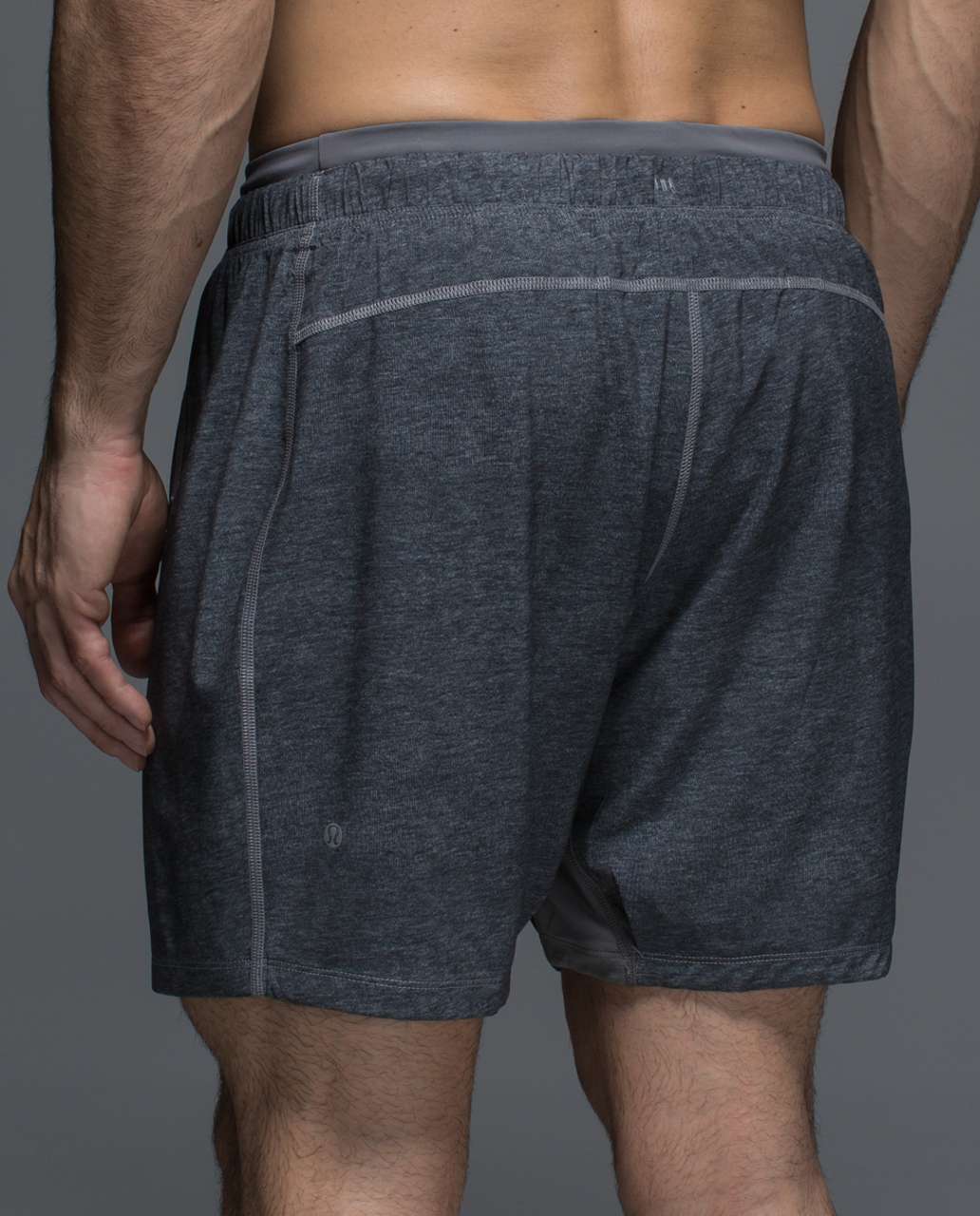 Lululemon On The Mat Short - Heathered Texture Printed Grey Deep Coal / Slate