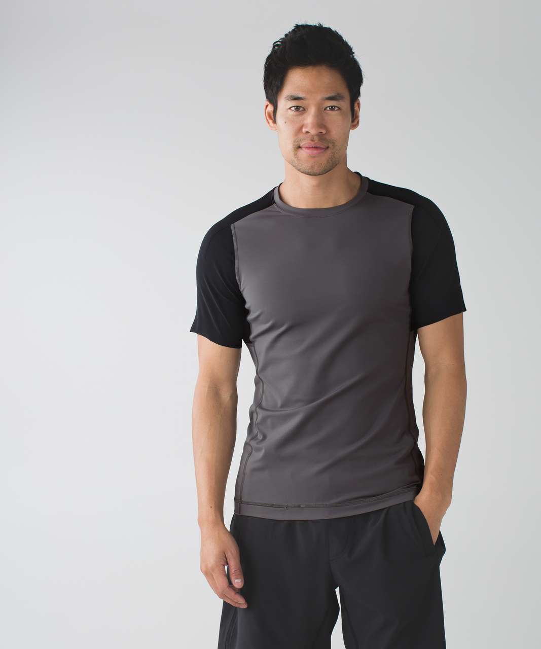 Lululemon Repetition Short Sleeve - Slate / Black