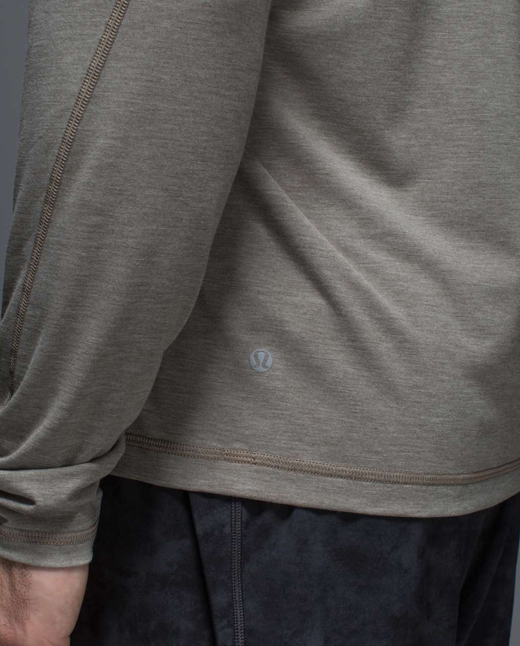 Lululemon Protean Long Sleeve - Heathered Soft Earth