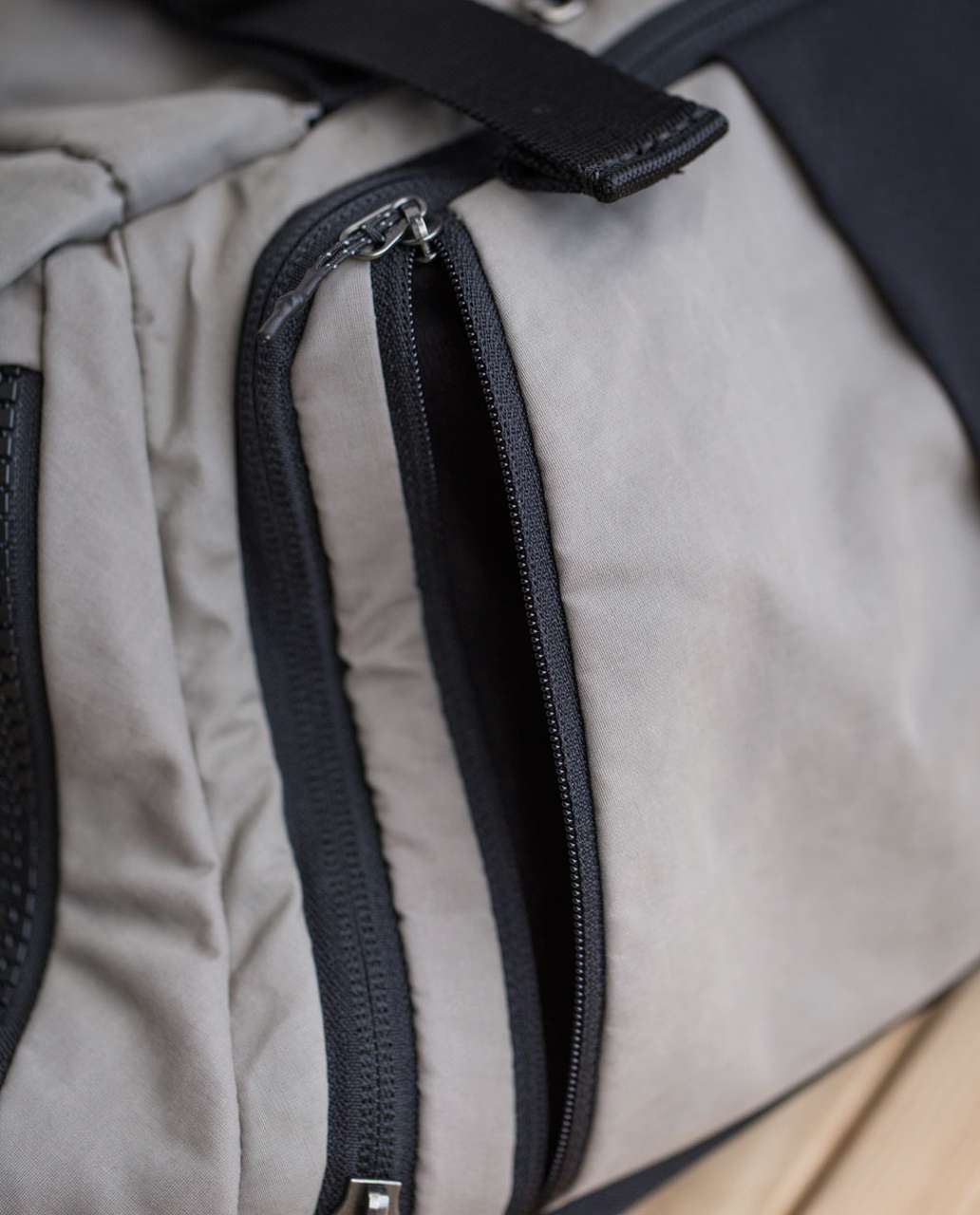 Lululemon All Access Pack - Soft Earth / Black