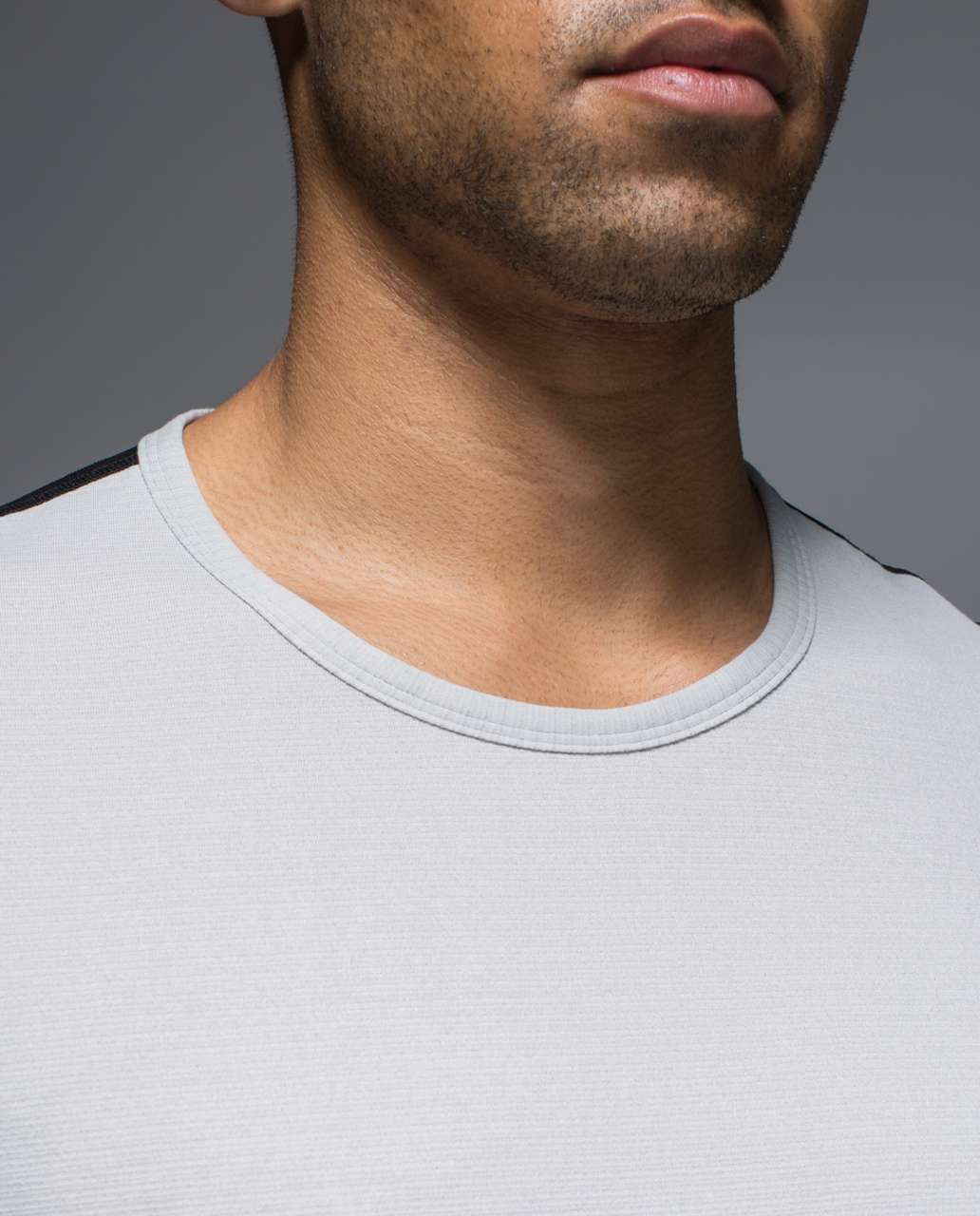 Lululemon Warrior I Short Sleeve - Heathered Silver Spoon