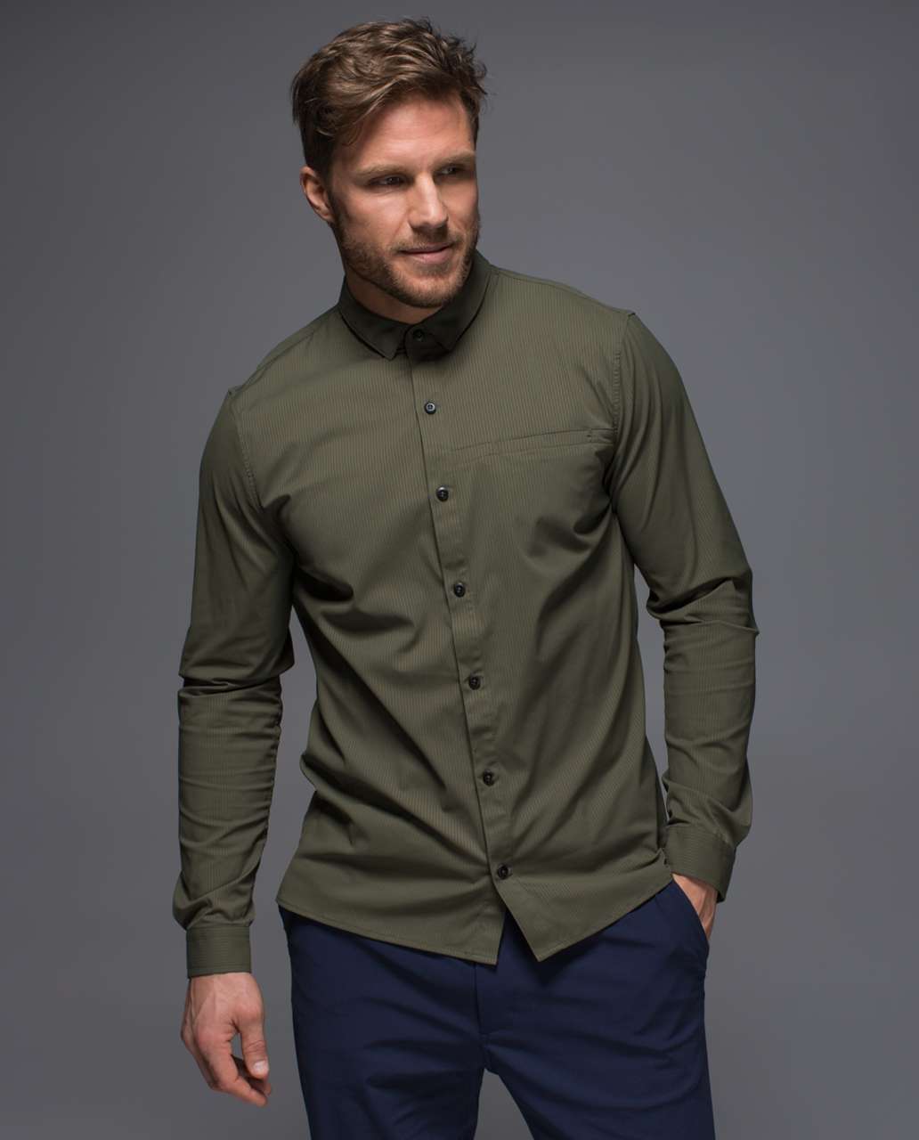 Lululemon The Closer Long Sleeve - Fatigue Green