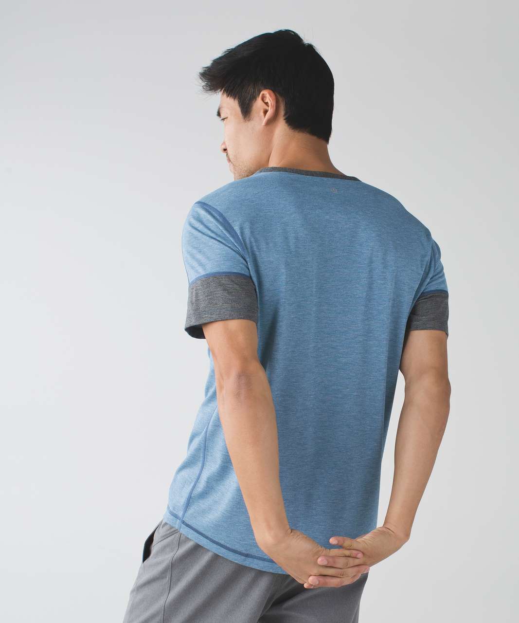 Lululemon Training Short Sleeve - Heathered Hawk Blue