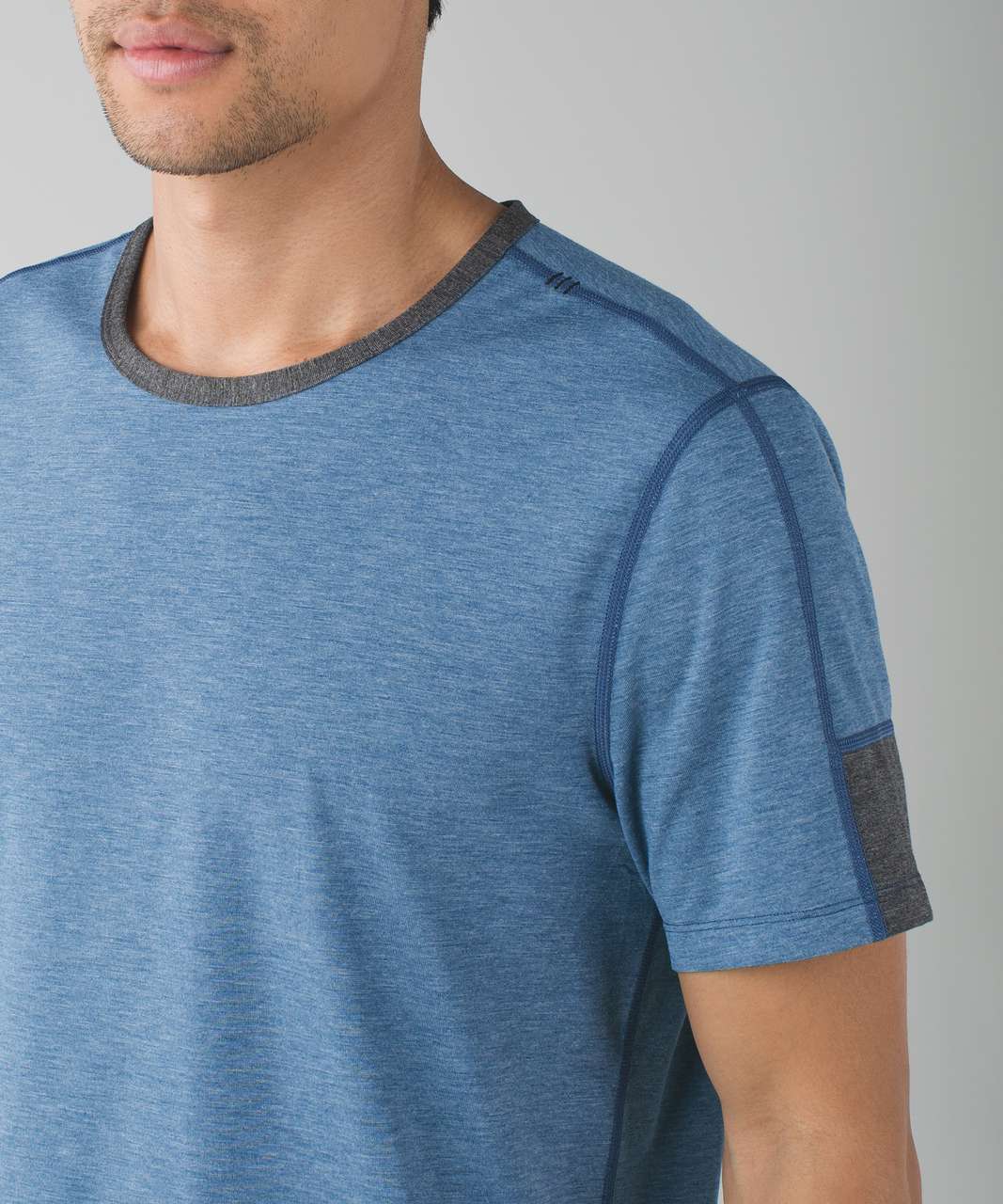 Lululemon Training Short Sleeve - Heathered Hawk Blue