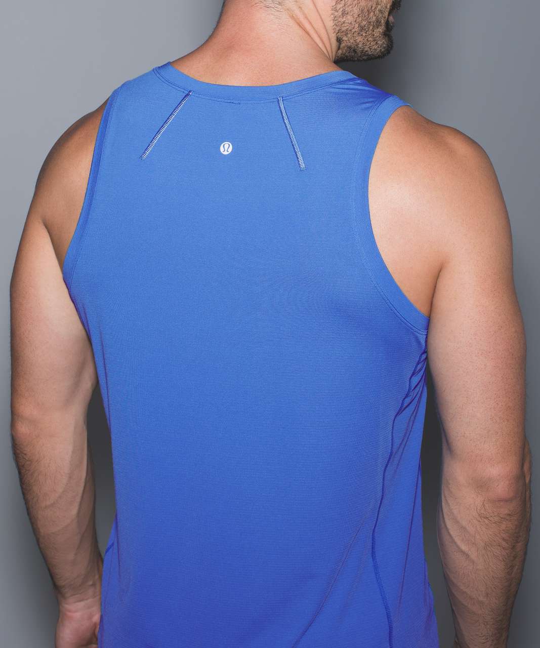 Lululemon Surge Tank - Porcelaine