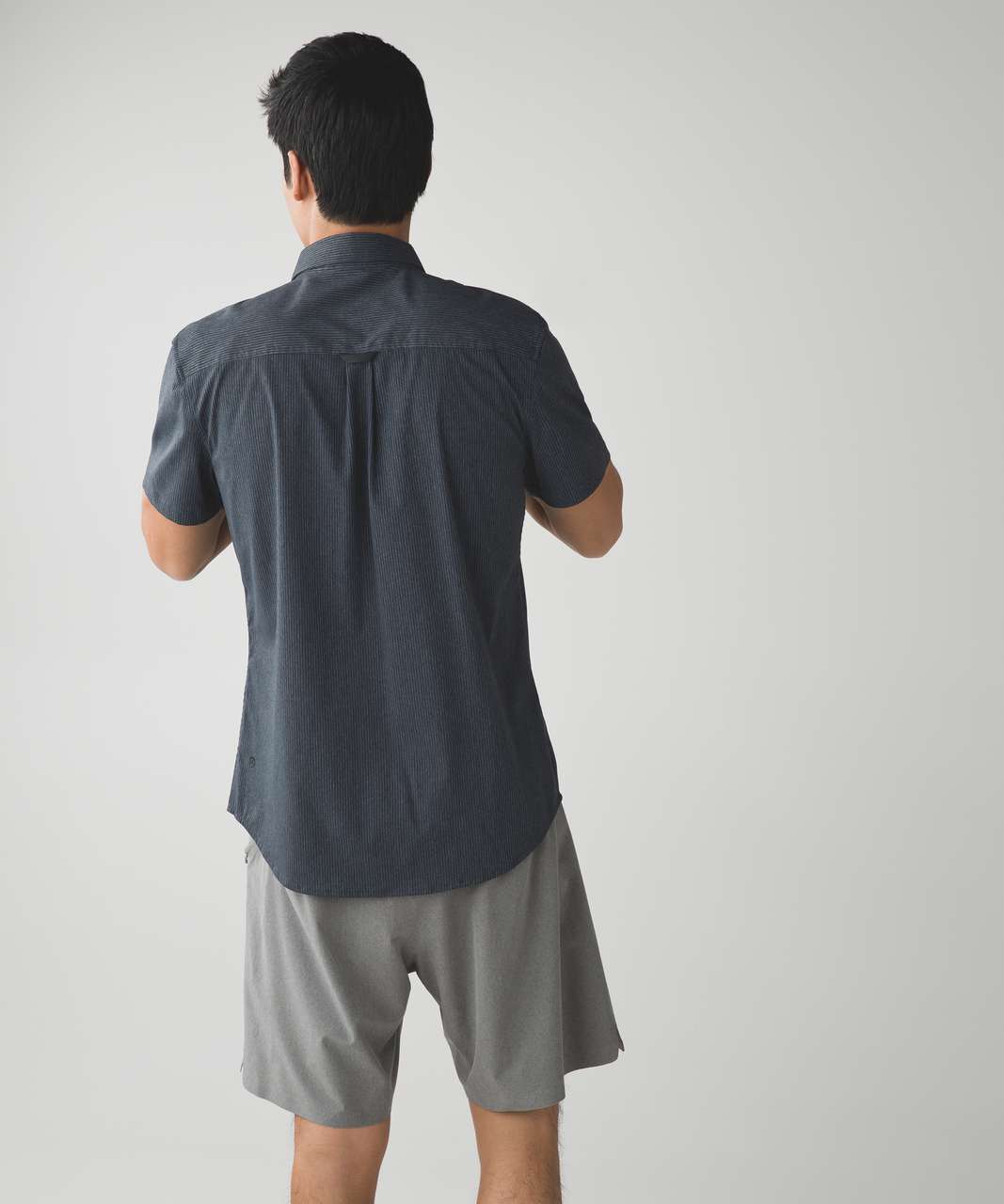 Lululemon The Gamer Button Down - Heathered Black