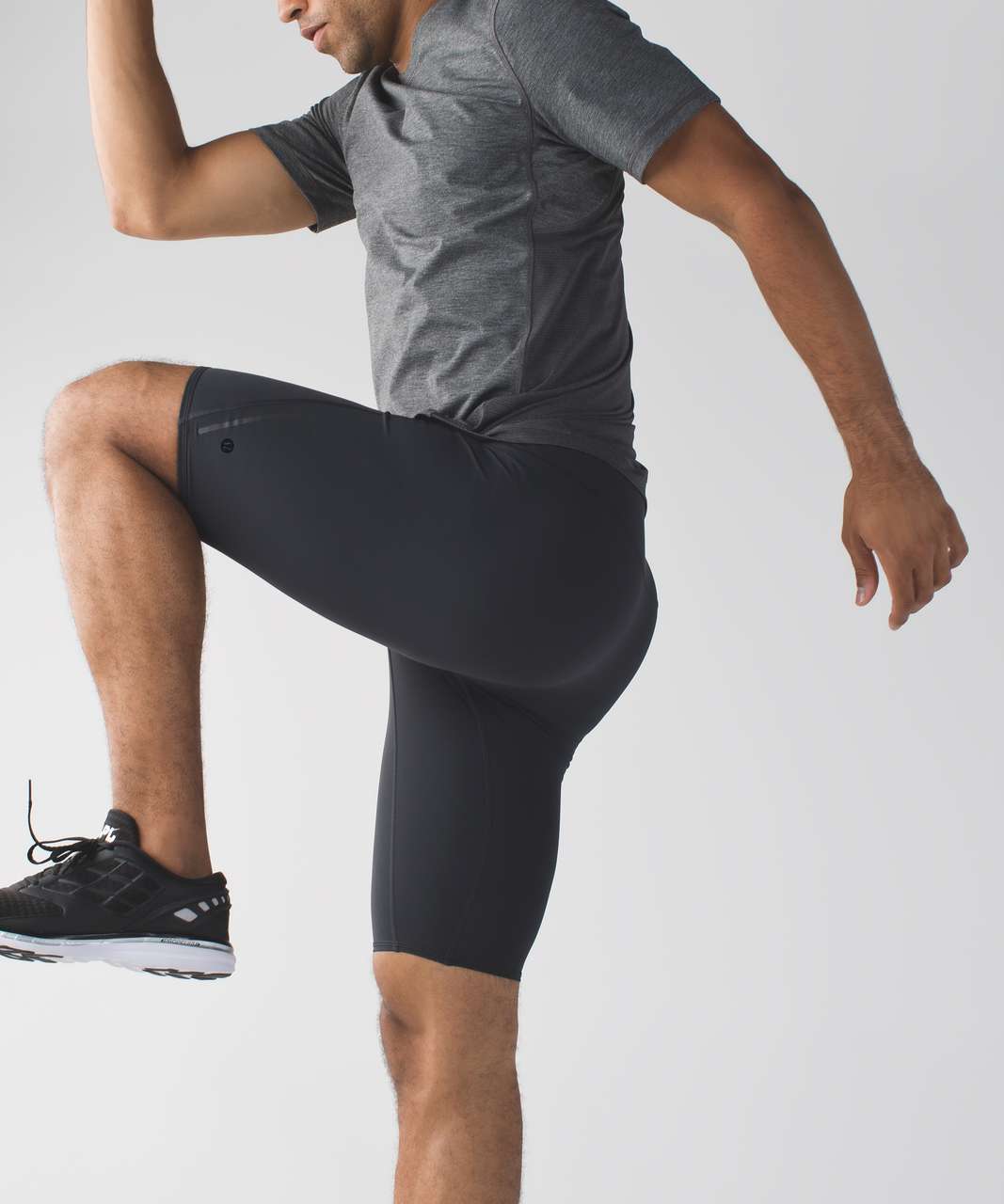 Lululemon Tight Stuff Short - Deep Coal