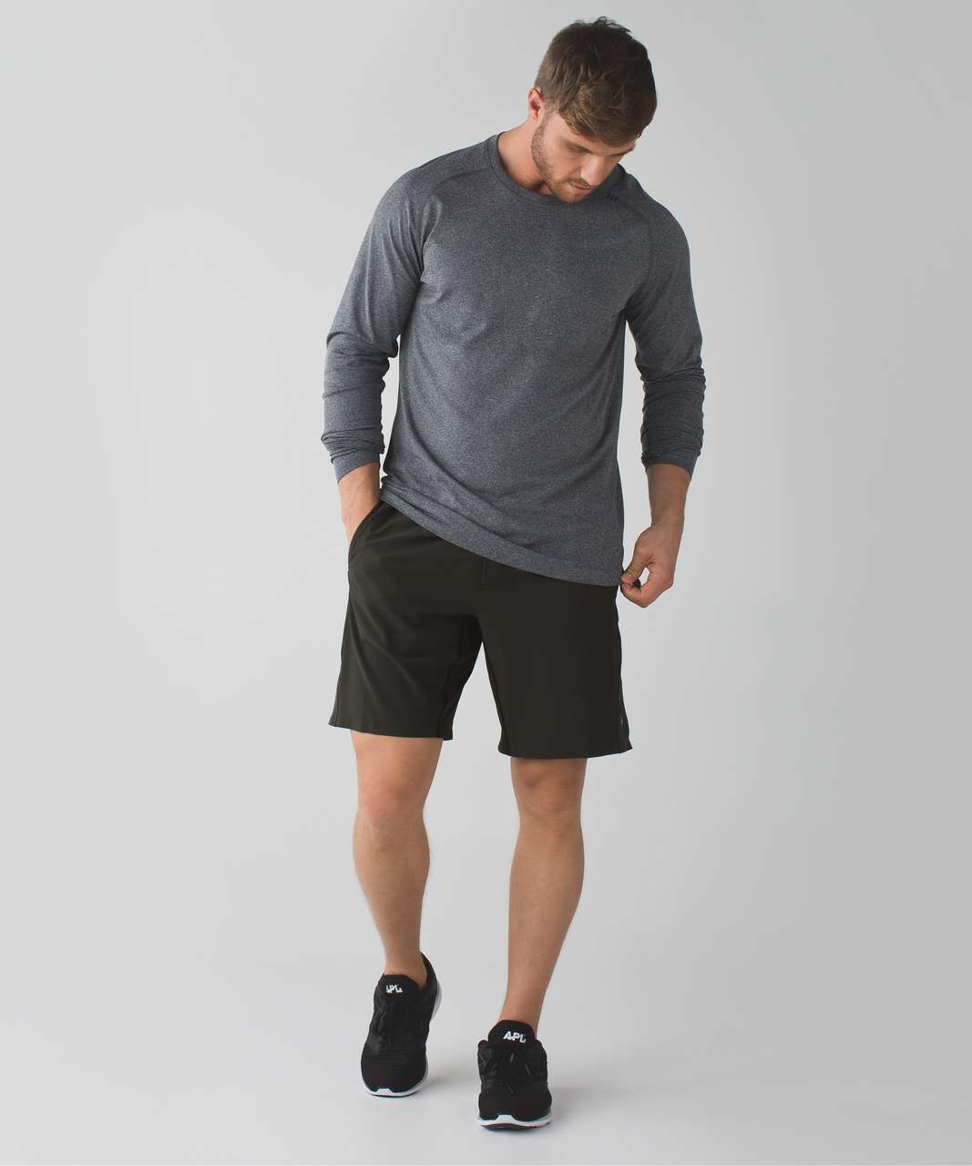 Lululemon Assert Short 9