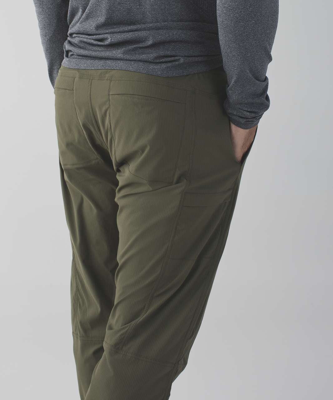 Lululemon Seawall Track Pant 2.0 - Fatigue Green