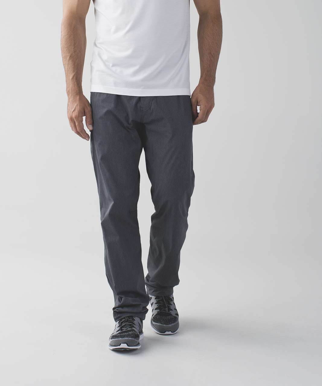 Lululemon Seawall Track Pant 2.0 - Heathered Deep Coal / Deep Coal