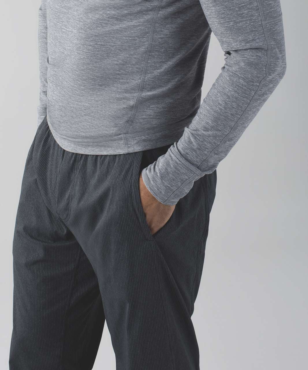 Lululemon Seawall Track Pant 2.0 (Tall) - Heathered Black / Black