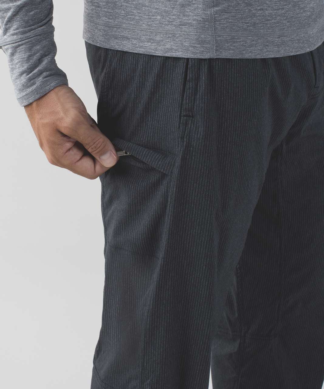 Lululemon Seawall Track Pant 2.0 (Tall) - Heathered Black / Black