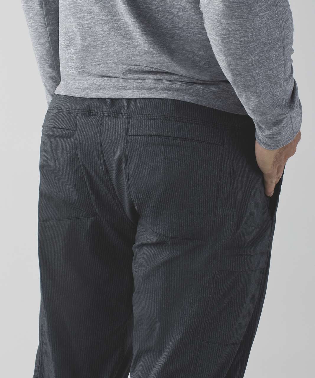 Lululemon Seawall Track Pant 2.0 (Tall) - Heathered Black / Black