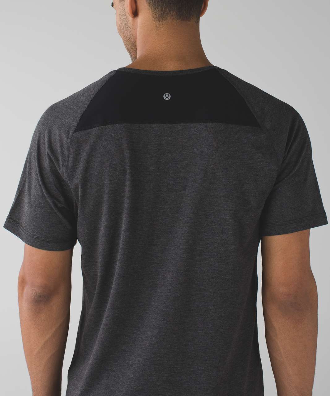 Lululemon The Driver Short Sleeve - Heathered Black