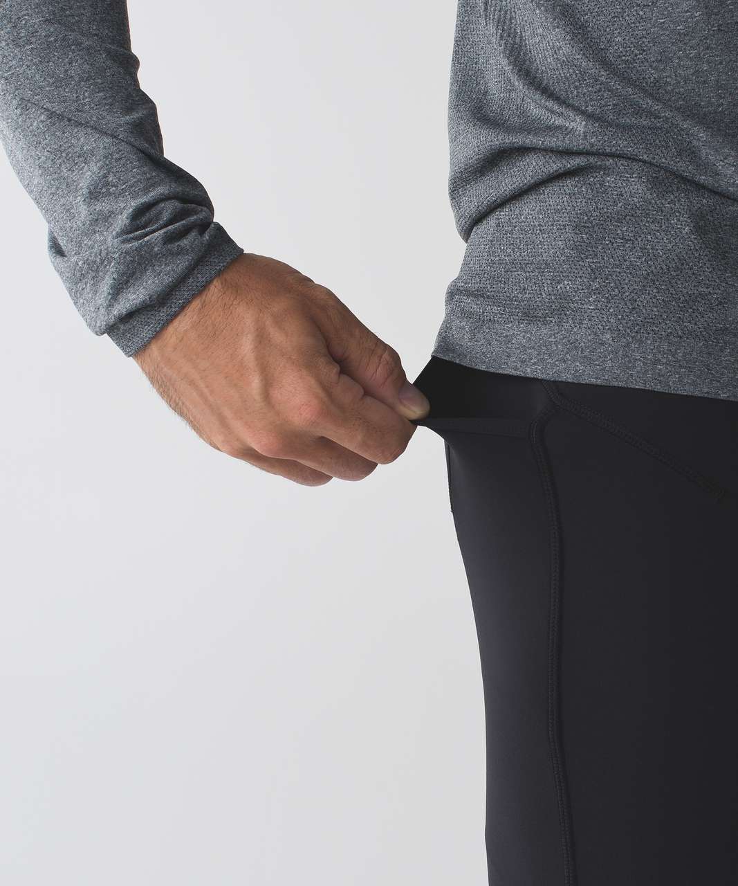 Lululemon Surge Tight *DWR - Black