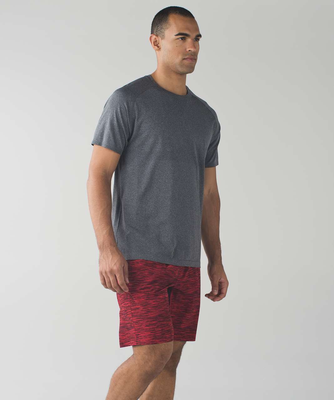 Lululemon Assert Short 9" - Tactic Static Lulu Red Black Cherry / Black