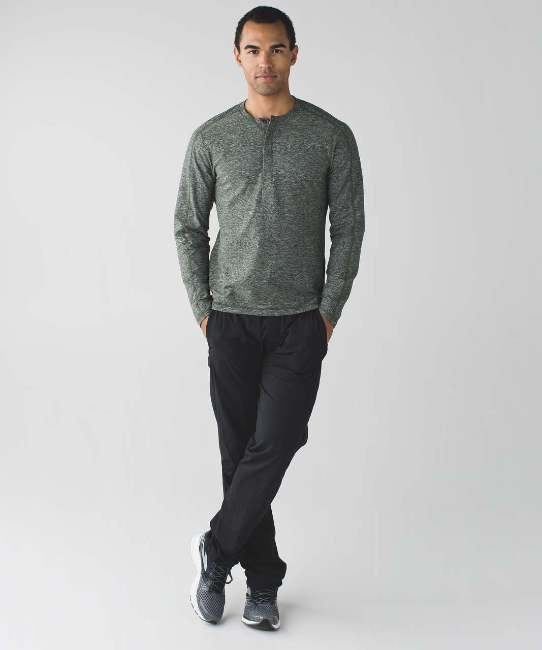 Cozy Fall Style: Lululemon Joggers with Henley Top