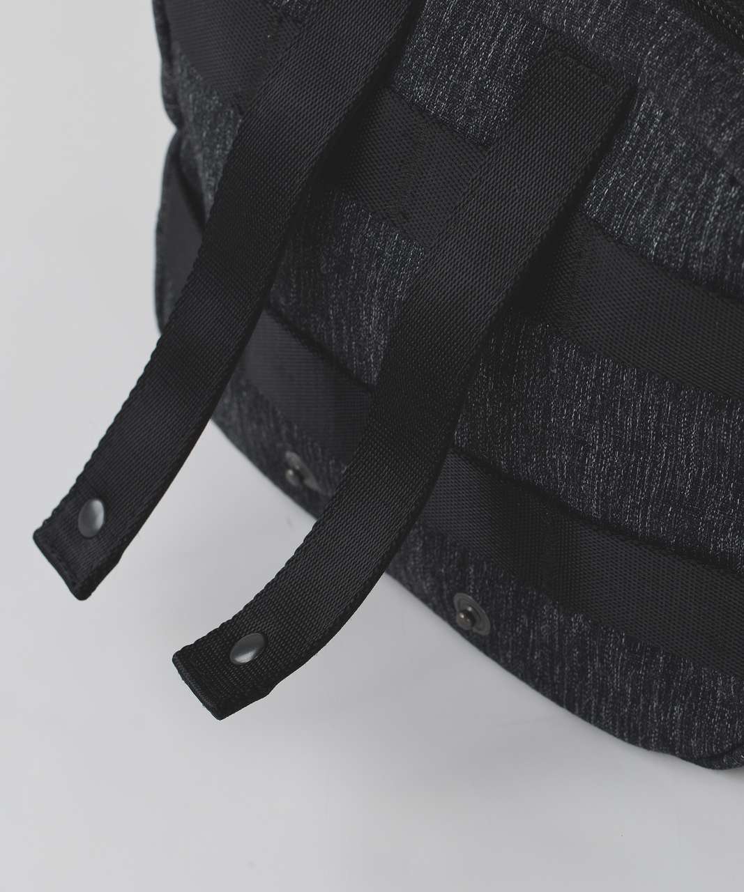 Lululemon Arrival Dopp Kit - Black (First Release)