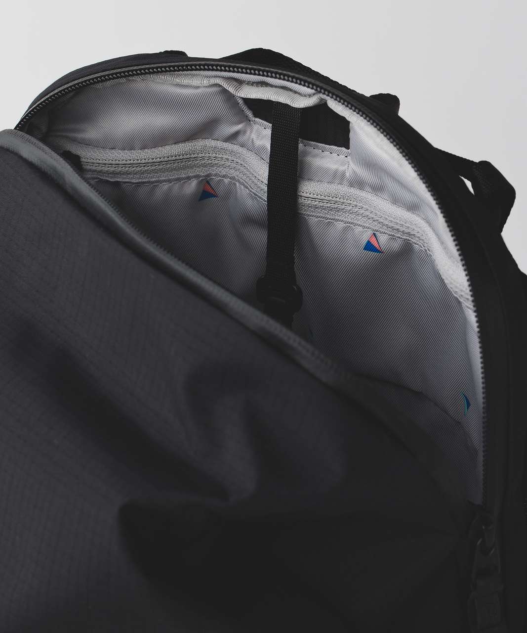 Lululemon Surge Run Backpack - Black