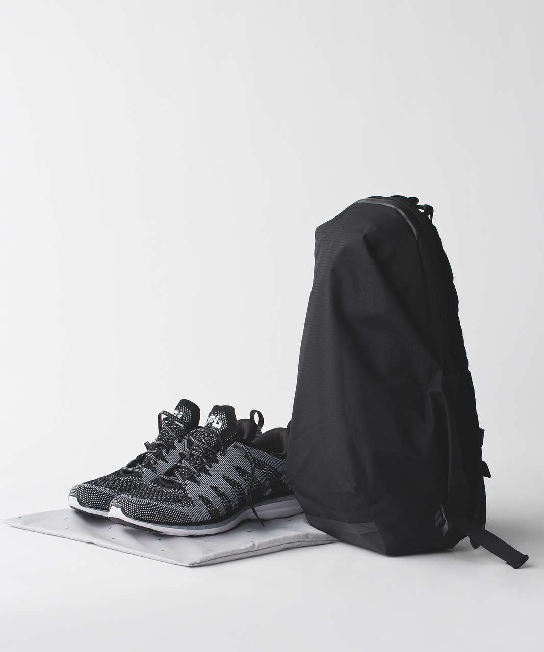 Lululemon Surge Run Backpack - Black