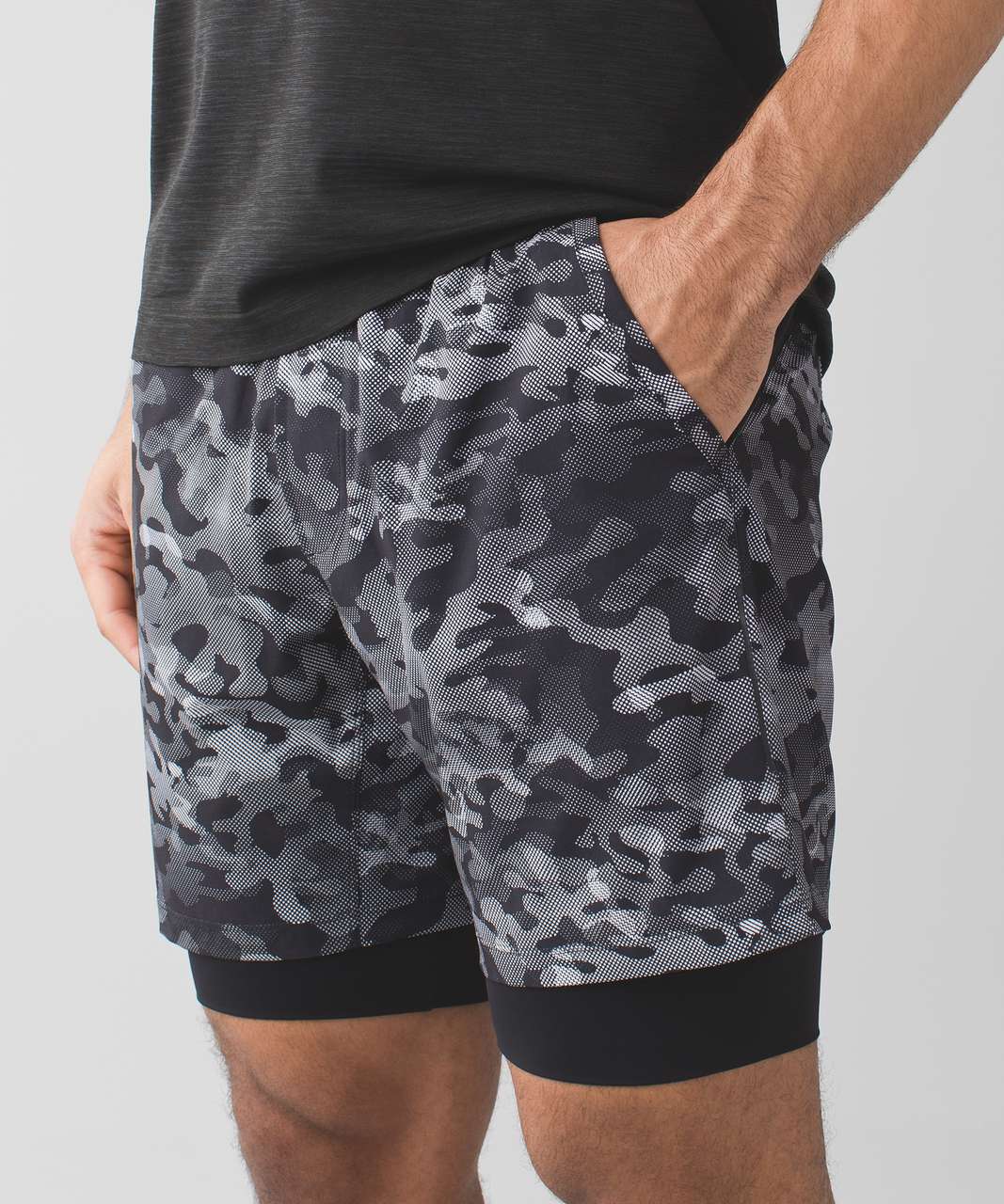 Lululemon Repetition Short - Small Pebble Camo White Black / Black