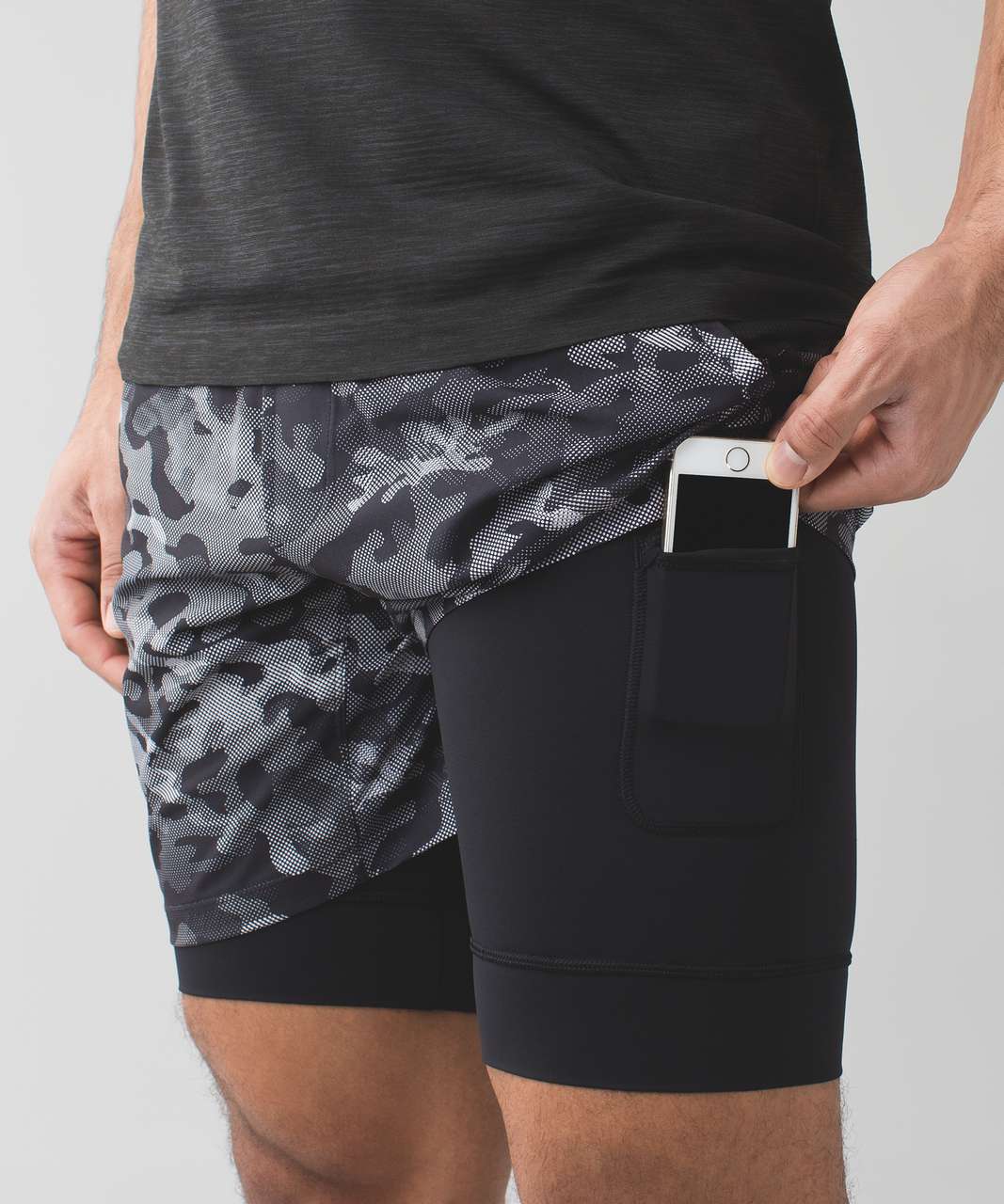 Lululemon Repetition Short - Small Pebble Camo White Black / Black