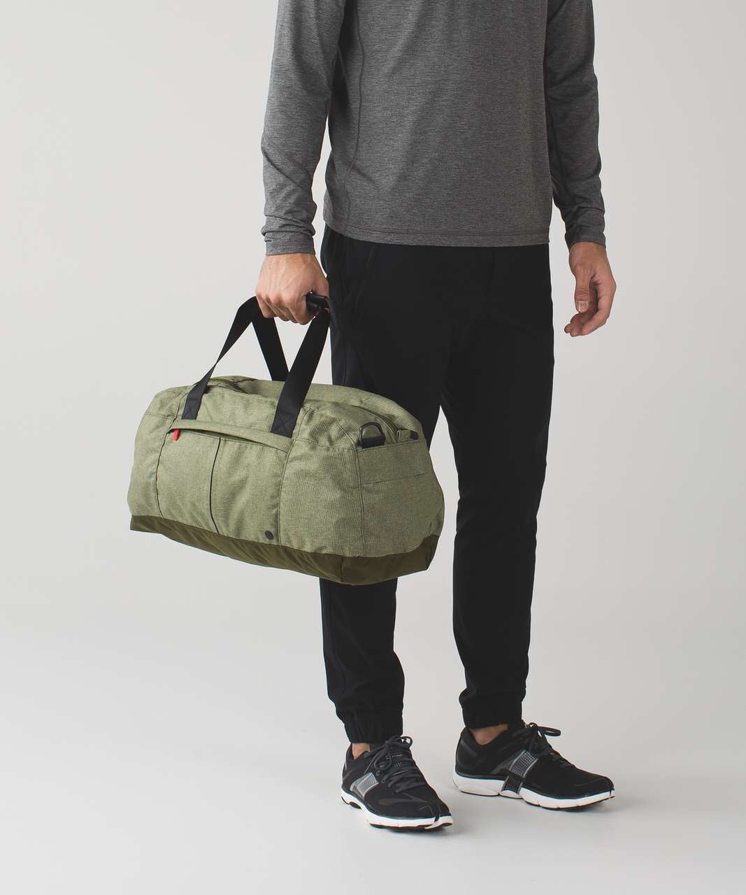 Lululemon Cool Down Duffel - Brave Olive