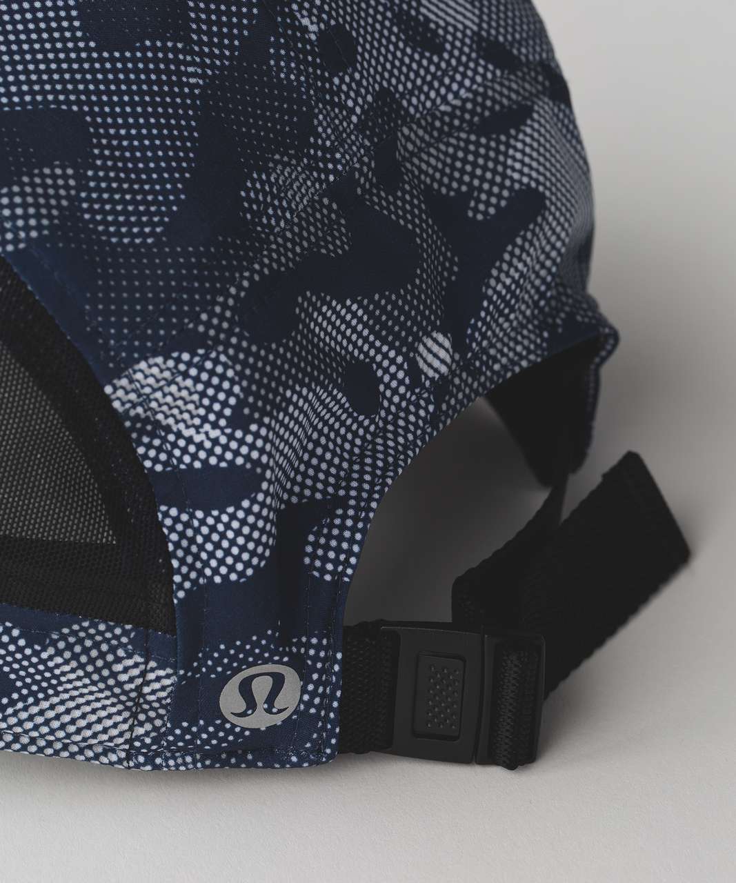 Lululemon Surge Run Hat - Small Pebble Camo White Deep Navy / Black