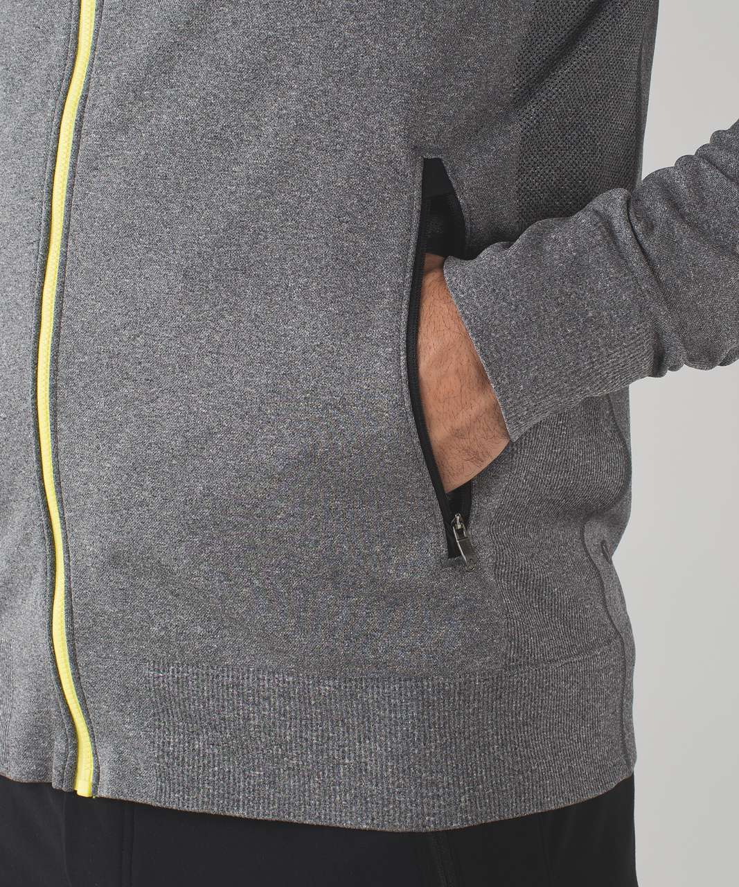 Lululemon Pulse Jacket - Heathered Black (First Release)