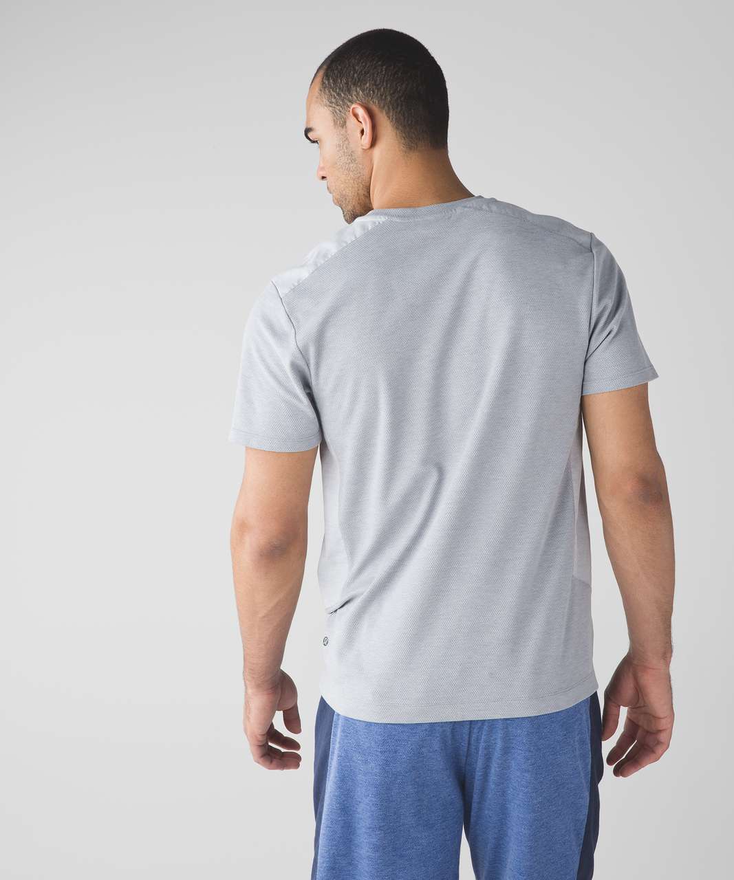 Lululemon Peninsula Short Sleeve - Heathered Silver Spoon / Battleship