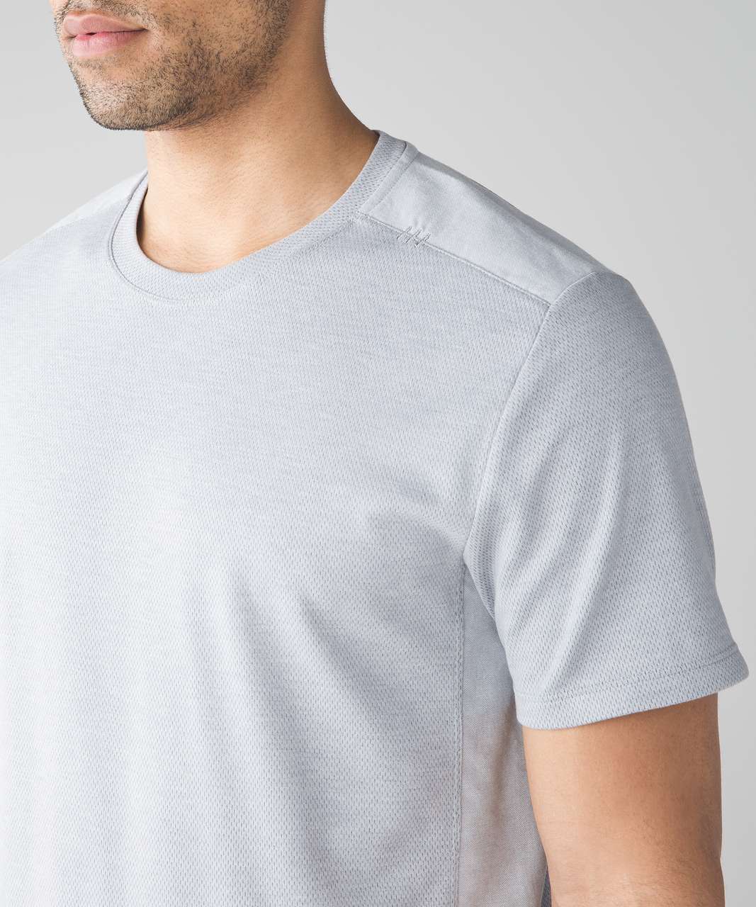 Lululemon Peninsula Short Sleeve - Heathered Silver Spoon / Battleship