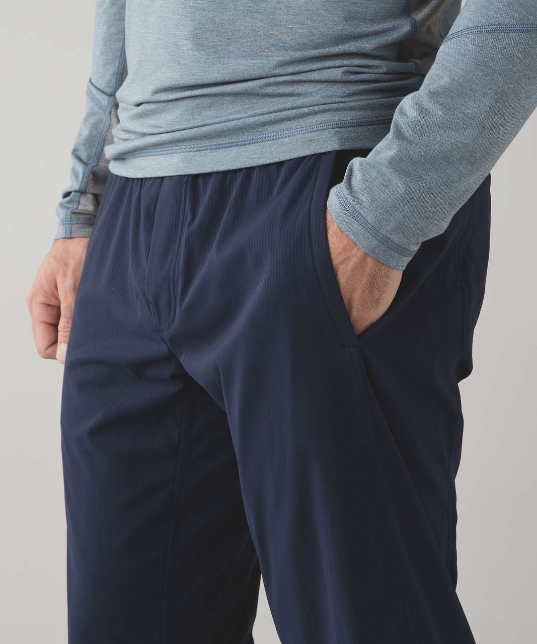 Lululemon Seawall Track Pant 2.0 (Tall) - Deep Navy