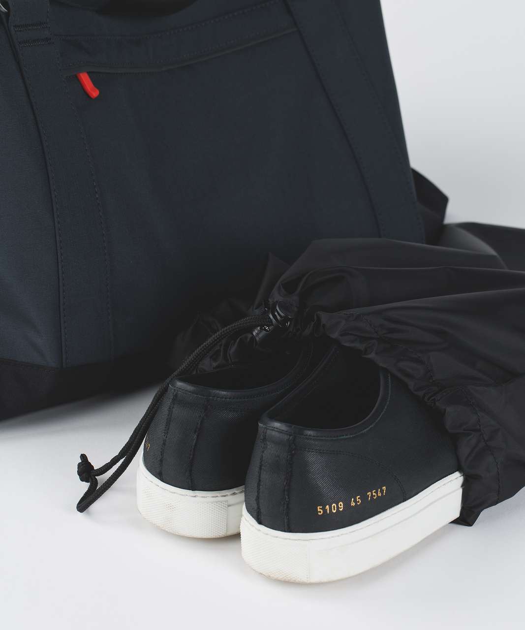 Lululemon On The Fly Weekender - Deep Coal / Black