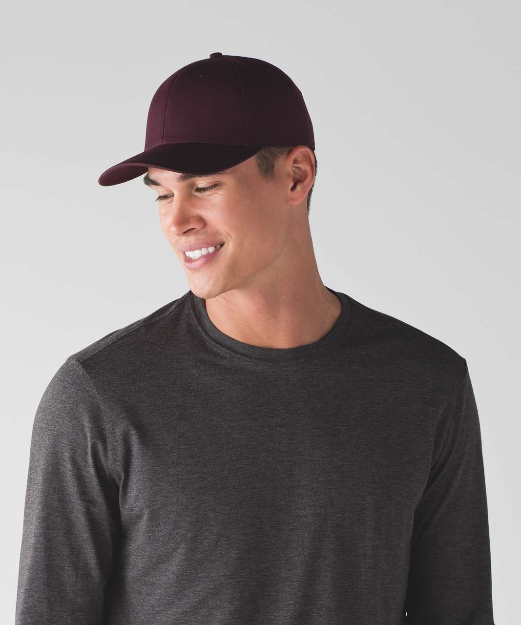 The Fly Ball Cap - Cassis / Black 