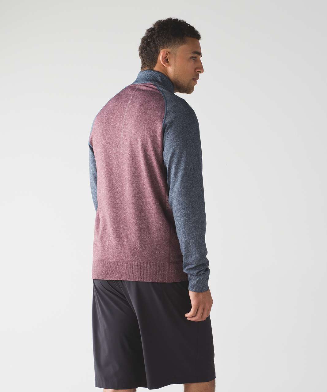 Lululemon Pulse Jacket - Cassis / Nautical Navy