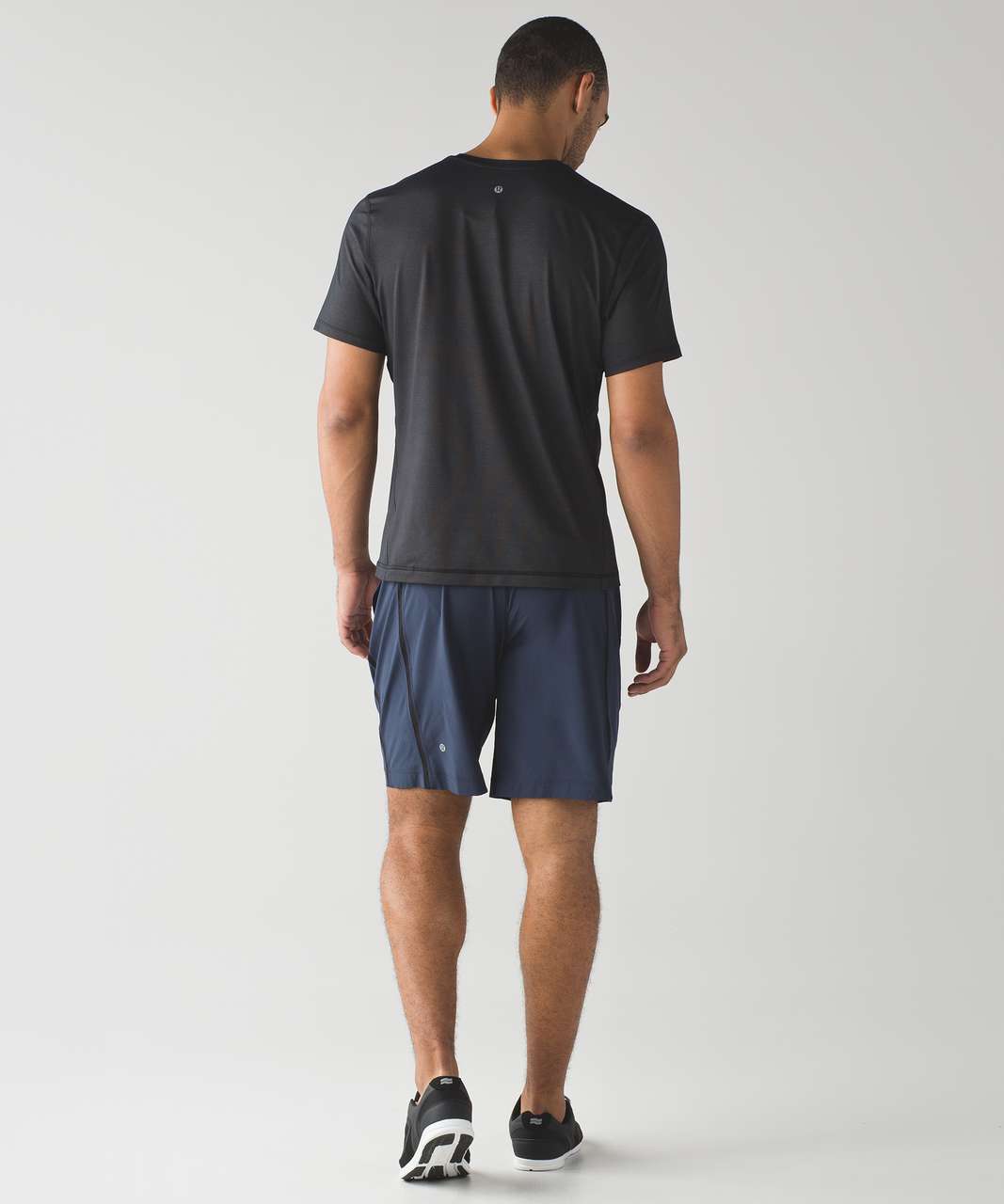 Lululemon Out Run Short Sleeve - Black