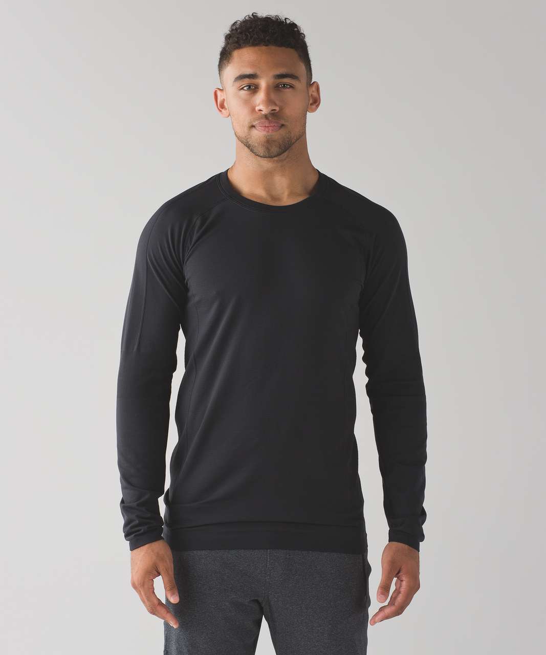 Lululemon Metal Vent Tech Thermal Crew - Black