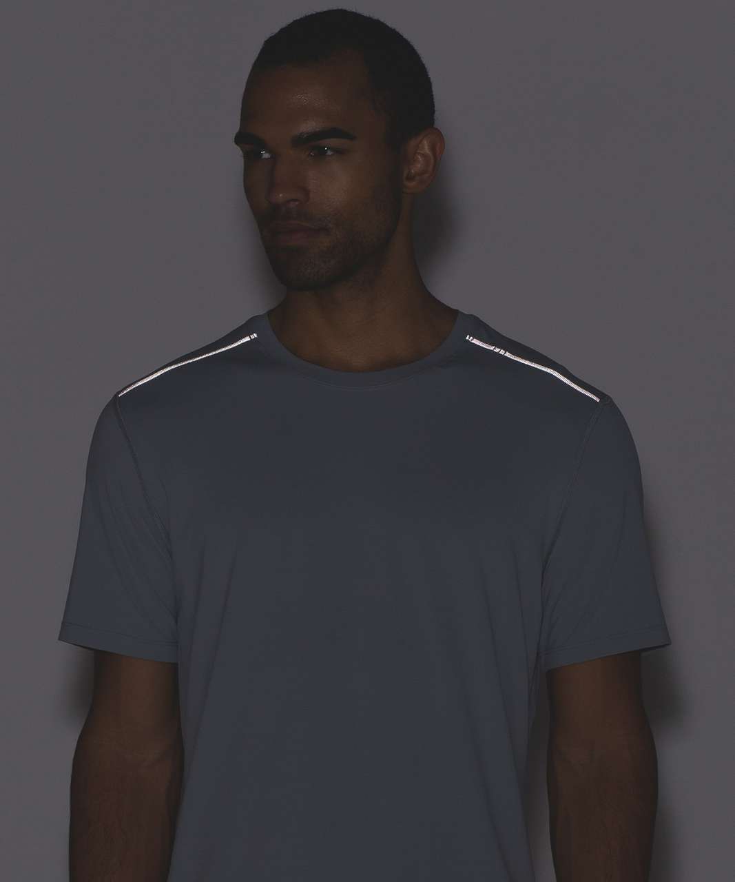 Lululemon Out Run Short Sleeve - Mercury