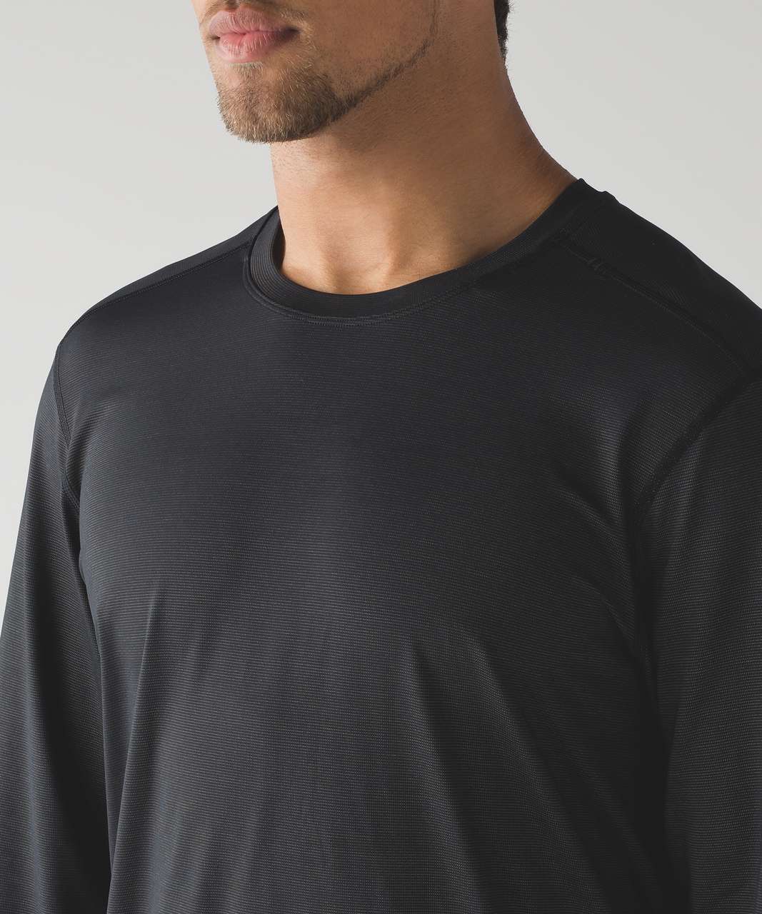 Lululemon Out Run Long Sleeve - Black