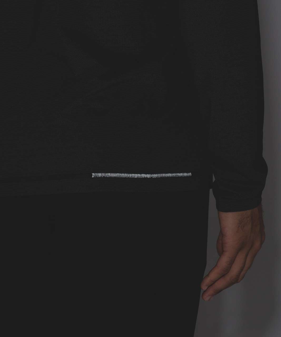 Lululemon Out Run Long Sleeve - Black