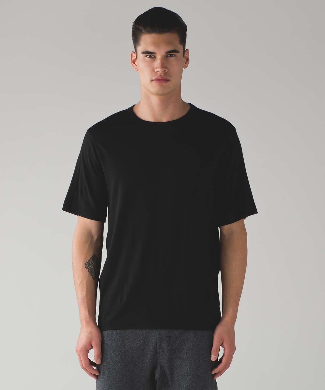 Lululemon NYC Lab: Mid Zone Tee - Black - lulu fanatics